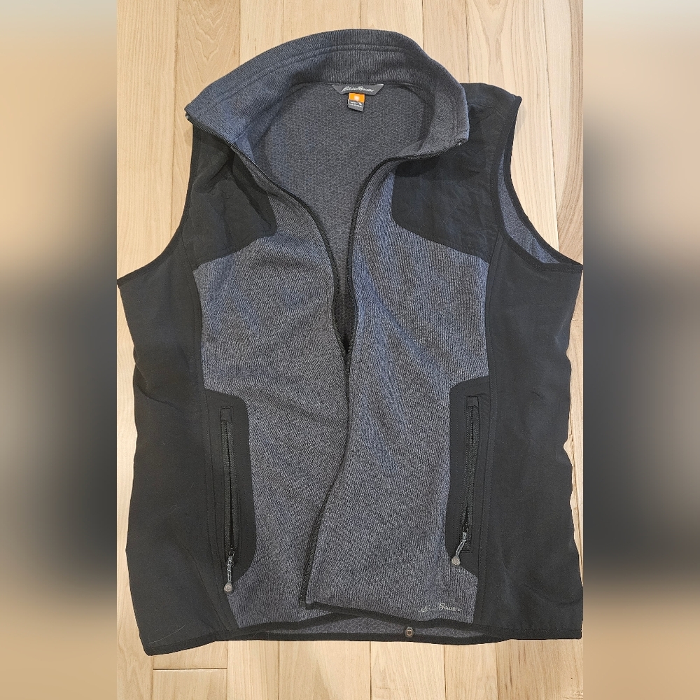 Eddie Bauer Grey and Black Softshell Vest - Casual Layering Zip-Up